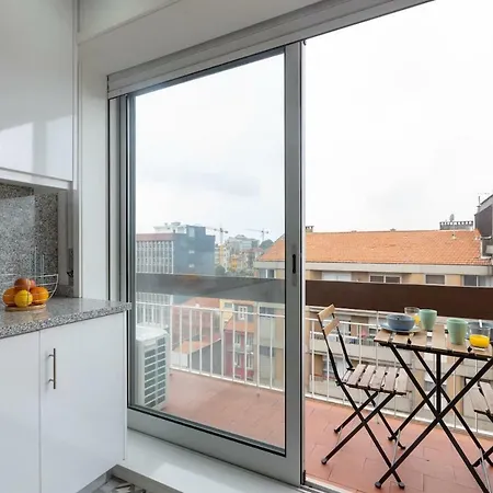 Trindade Sunny Downtown With Balcony & Ac Appartement Porto