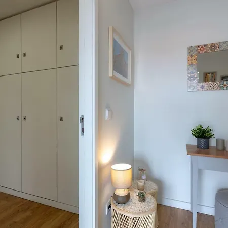Appartement Trindade Sunny Downtown With Balcony & Ac Porto