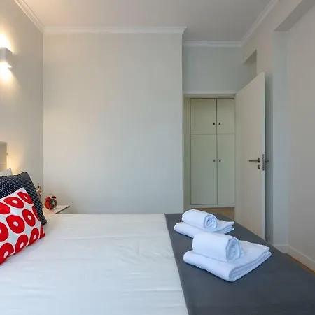Trindade Sunny Downtown With Balcony & Ac * Porto